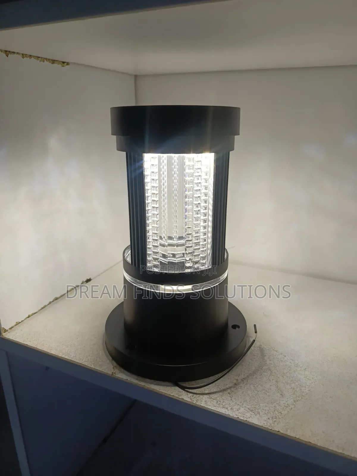 The Prism Columnar: Luxury Textured-Glass Solar Pillar Light