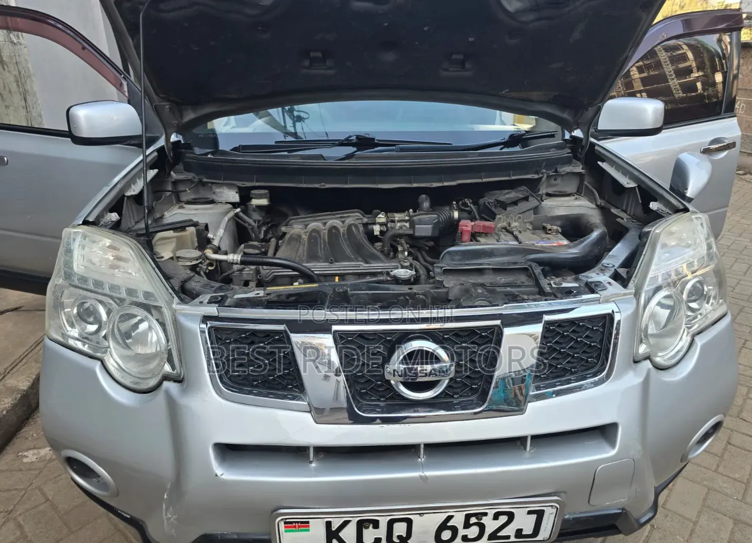 Nissan X-Trail 2.0 Petrol XE 2011 Silver