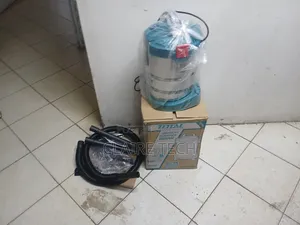 Total 800W Vacuum Cleaner – 12L Capacity