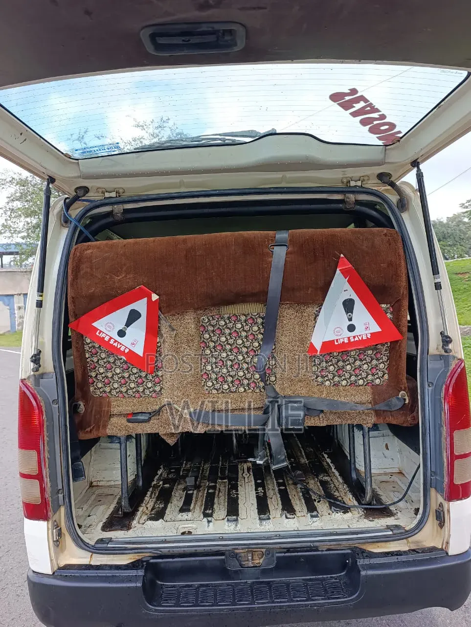 Toyota HiAce 2014 White