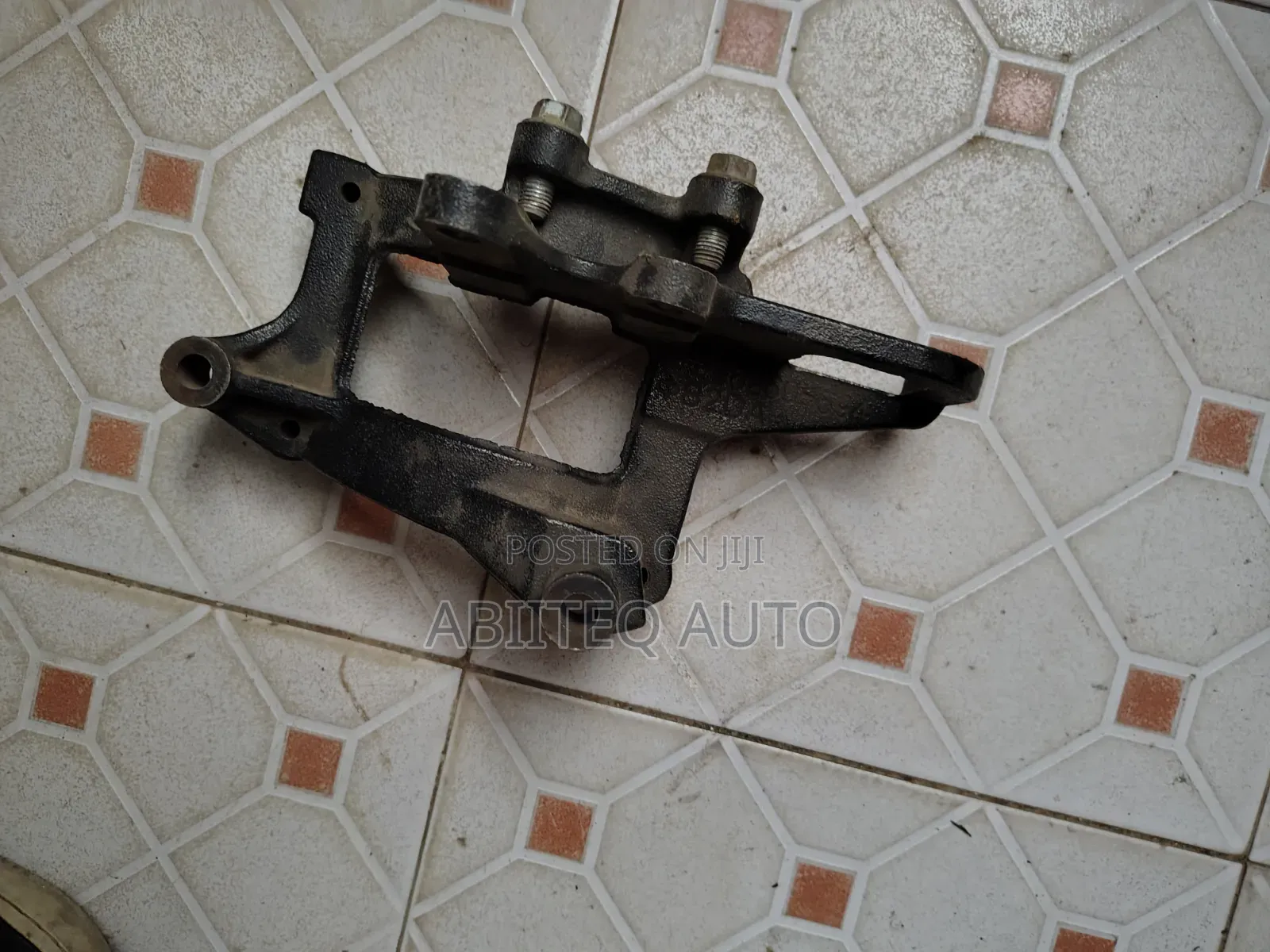 Landcriuser 79 Series AC Bracket