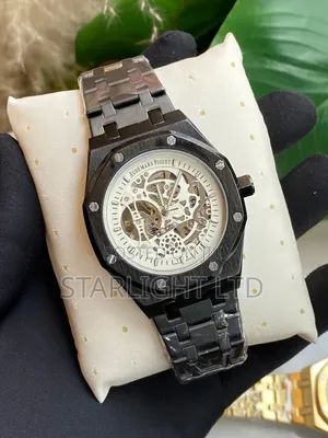 • Full Stainless Steel Band With Double-Fold Clasp