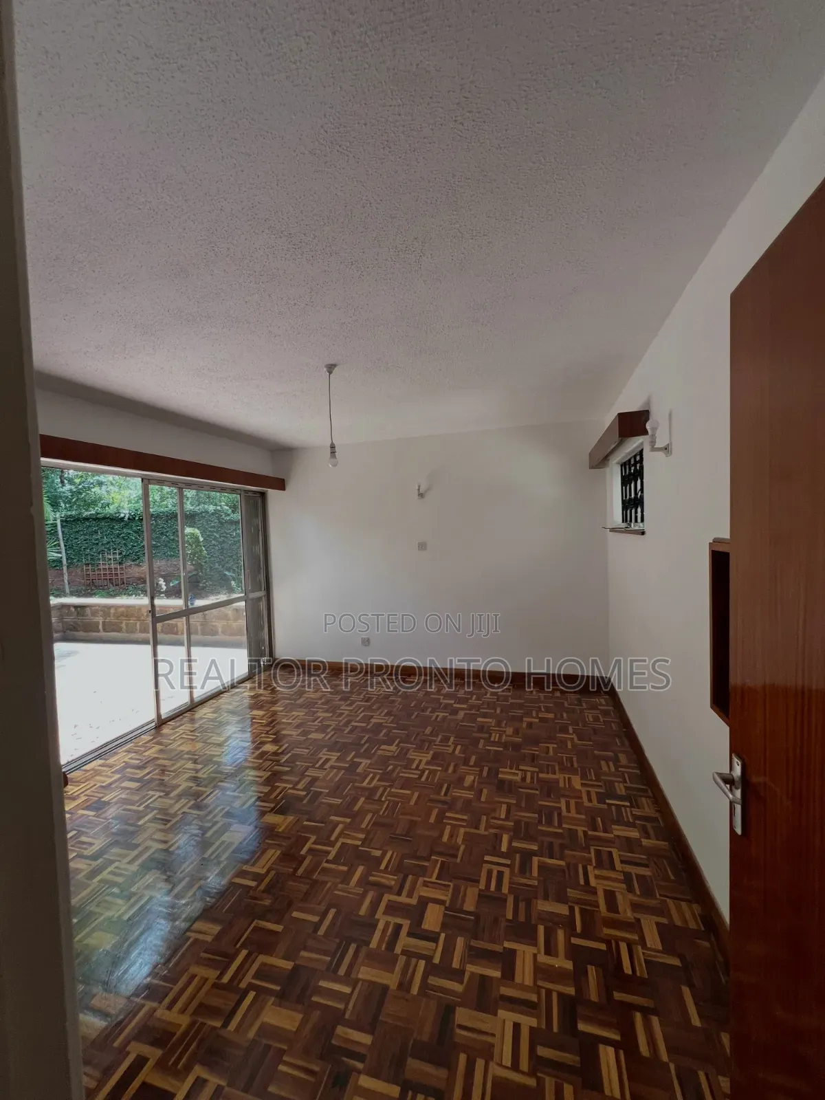 4bdrm House in Lavington, Muthangari for rent