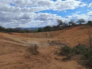 Embu County,Mbeere 17 Agricultural Farm With a Big Dam