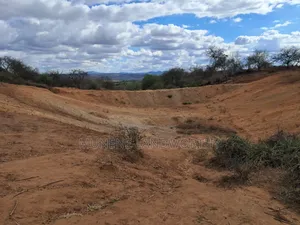 Embu County,Mbeere 17 Agricultural Farm With a Big Dam