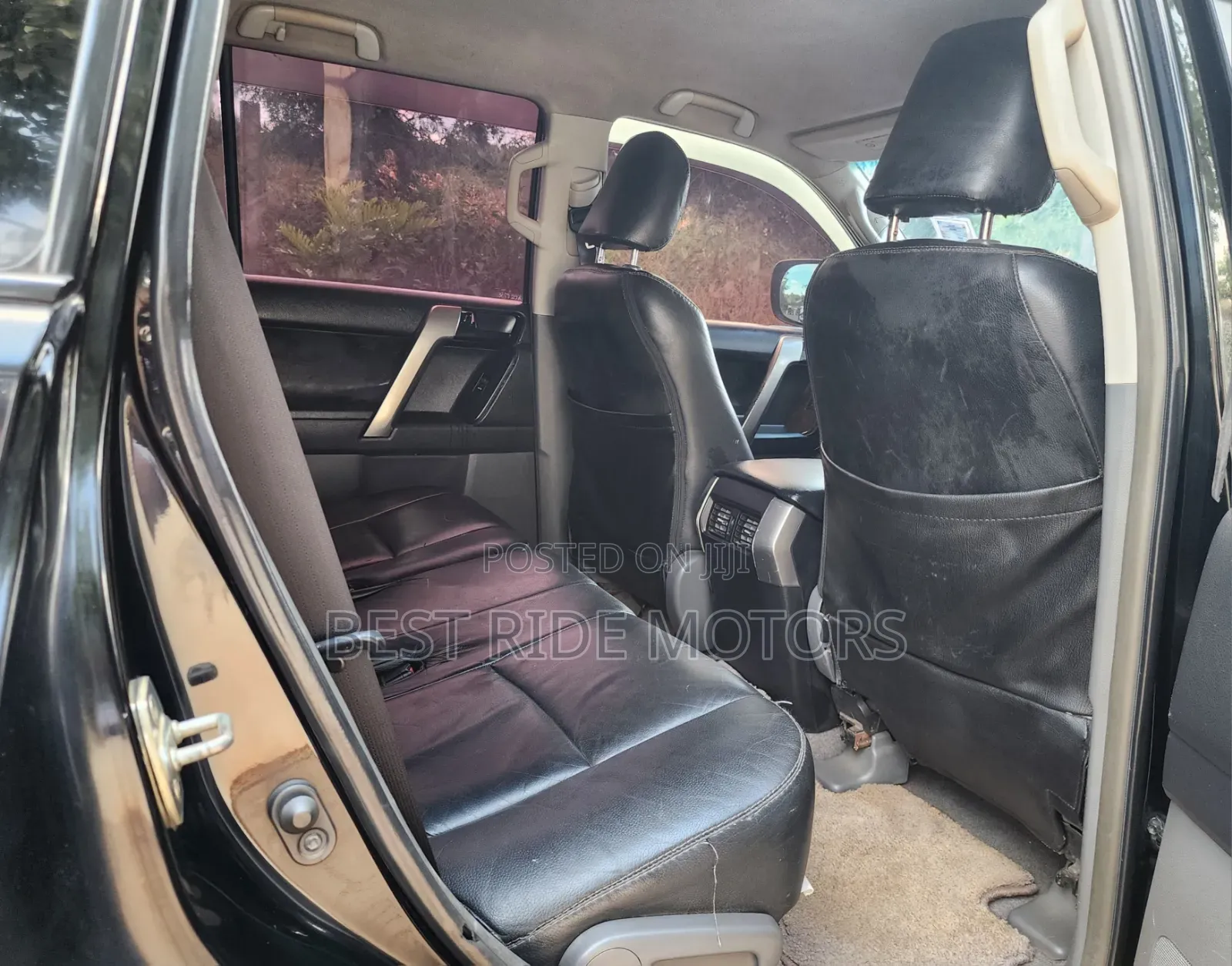 Toyota Land Cruiser Prado 2.7 i 2011
