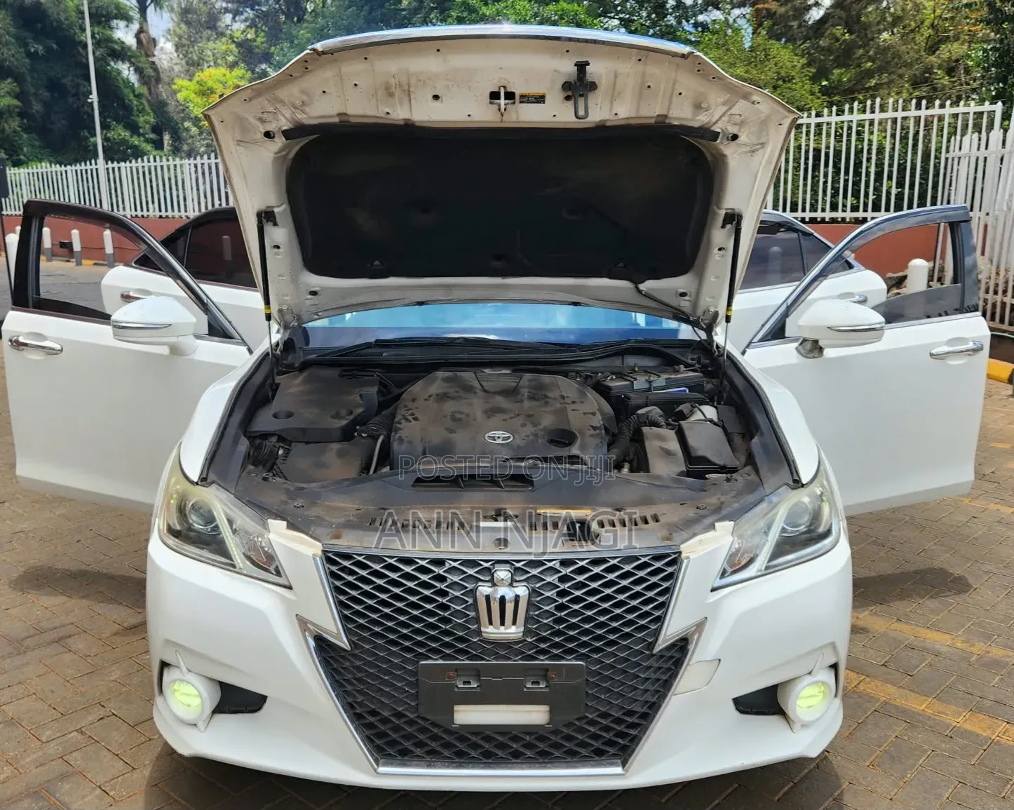Toyota Crown 2015 Pearl