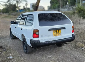 Toyota Corolla 2004 White