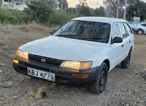 Toyota Corolla 2004 White