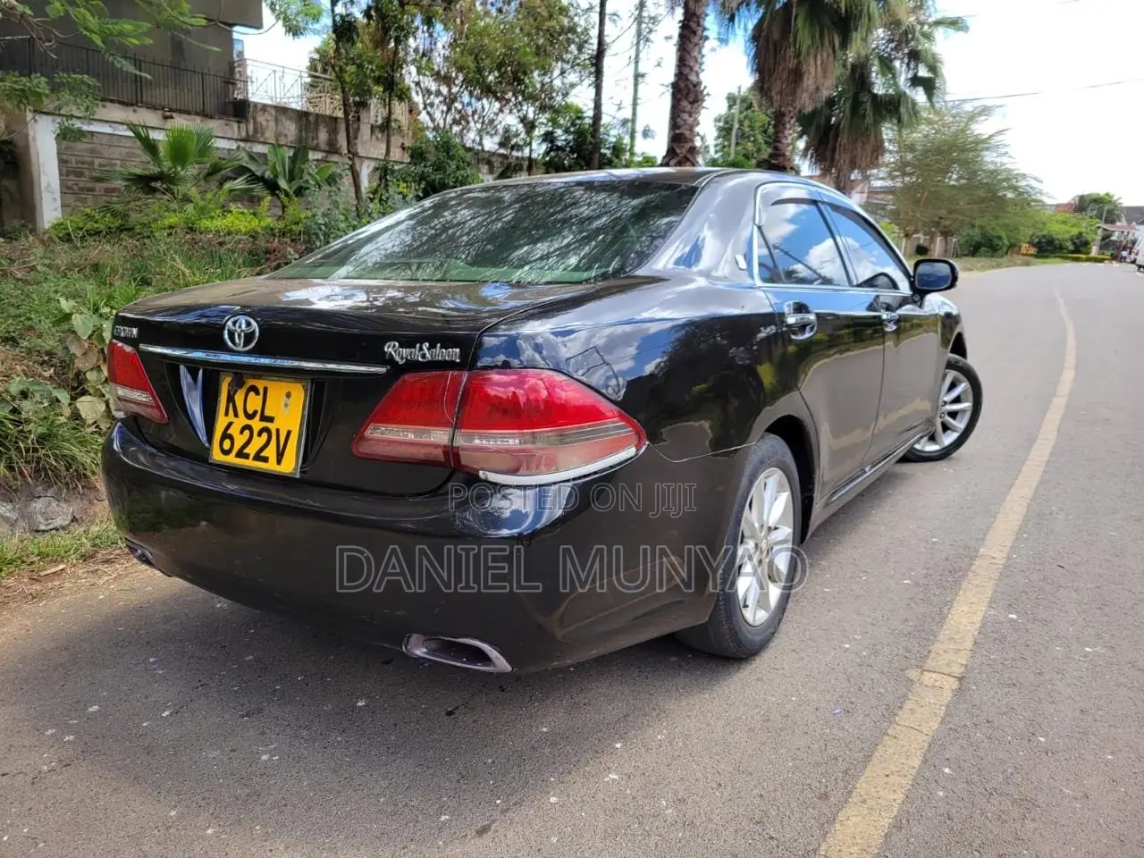Toyota Crown 2011 Black