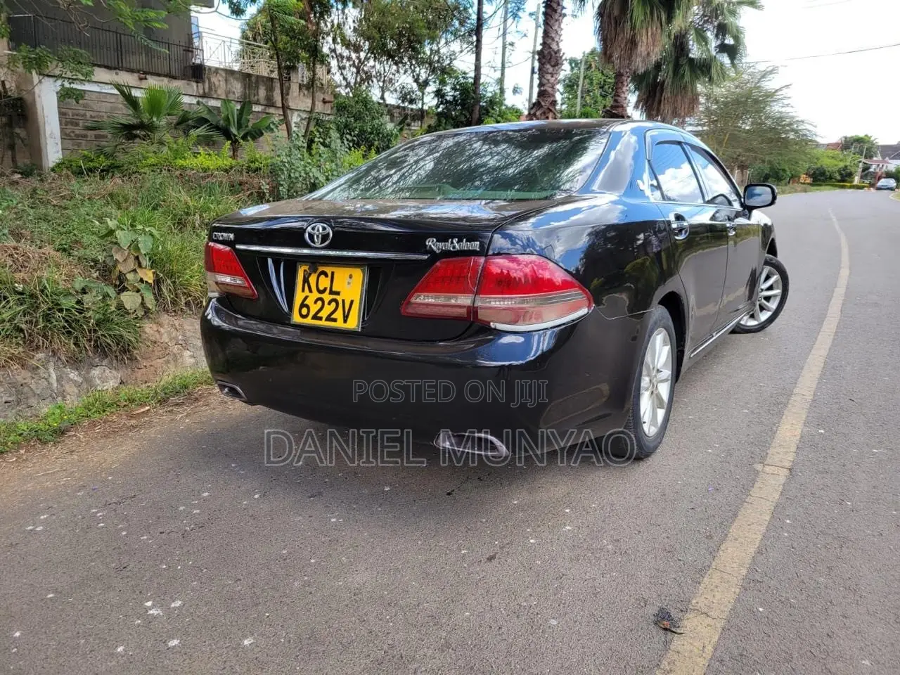 Toyota Crown 2011 Black