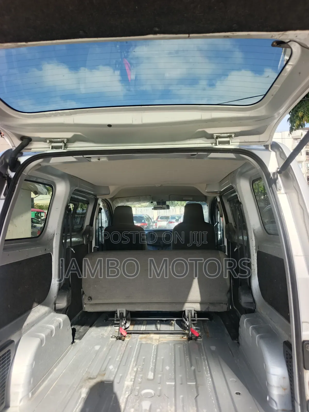 Nissan NV200 2022 Silver