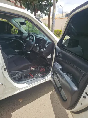 Toyota Succeed 2019 White