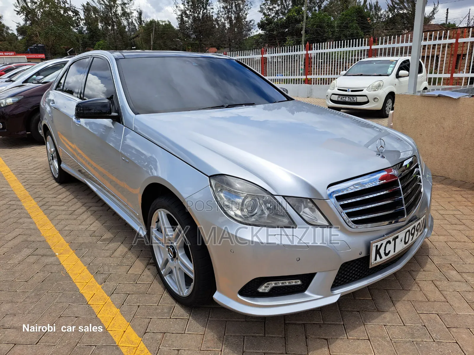 Mercedes-Benz E250 2012 Silver