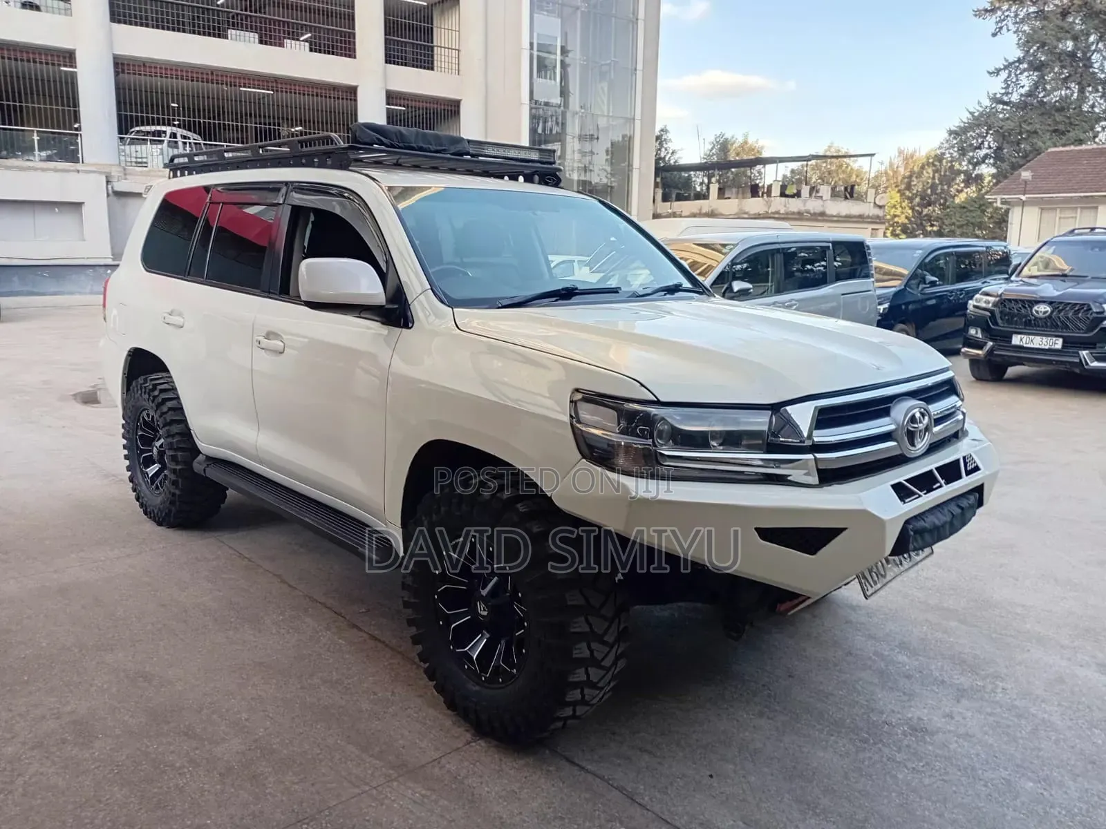 Toyota Land Cruiser 2007 White