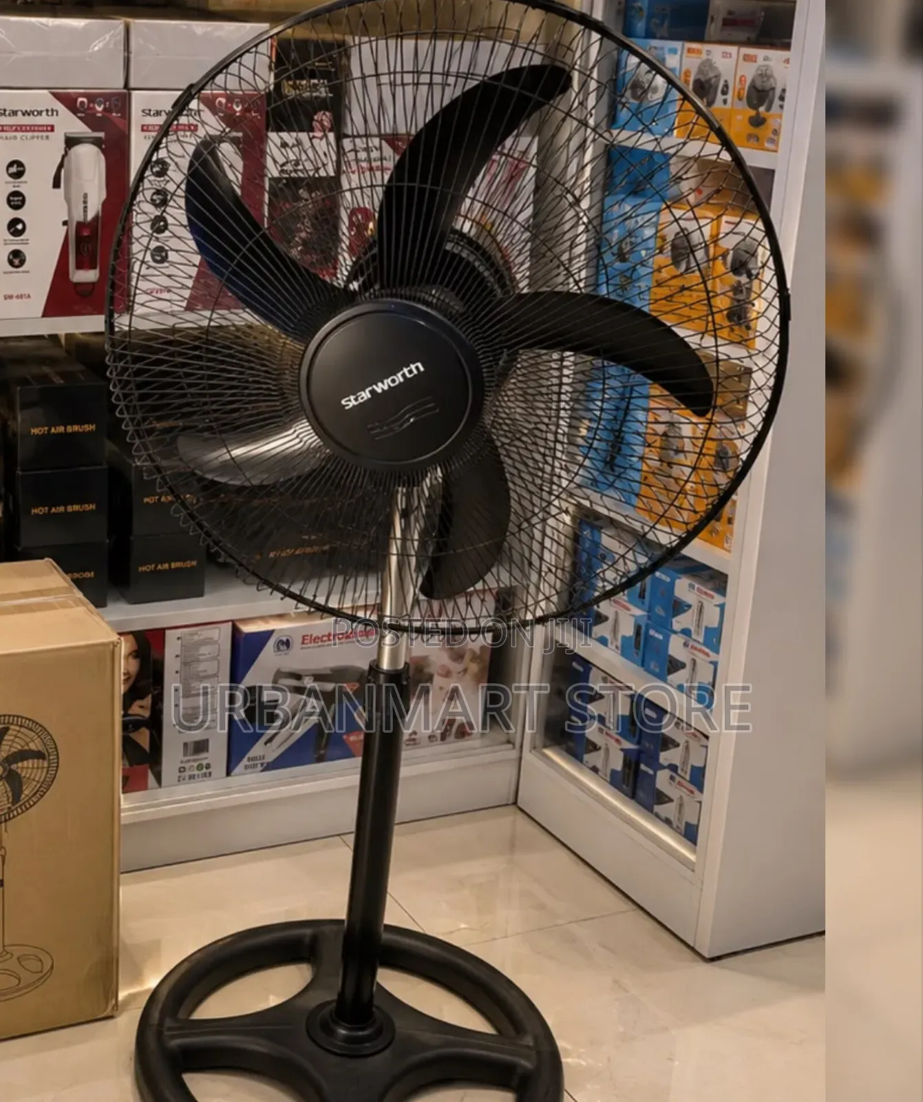 18 Inch Stand Fan With Round Base