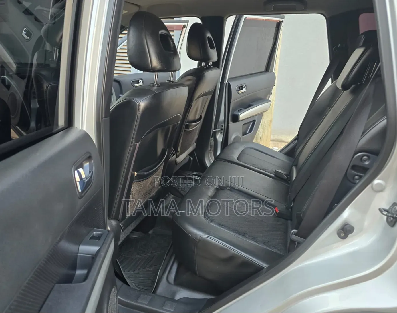 Nissan X-Trail 2010 Silver