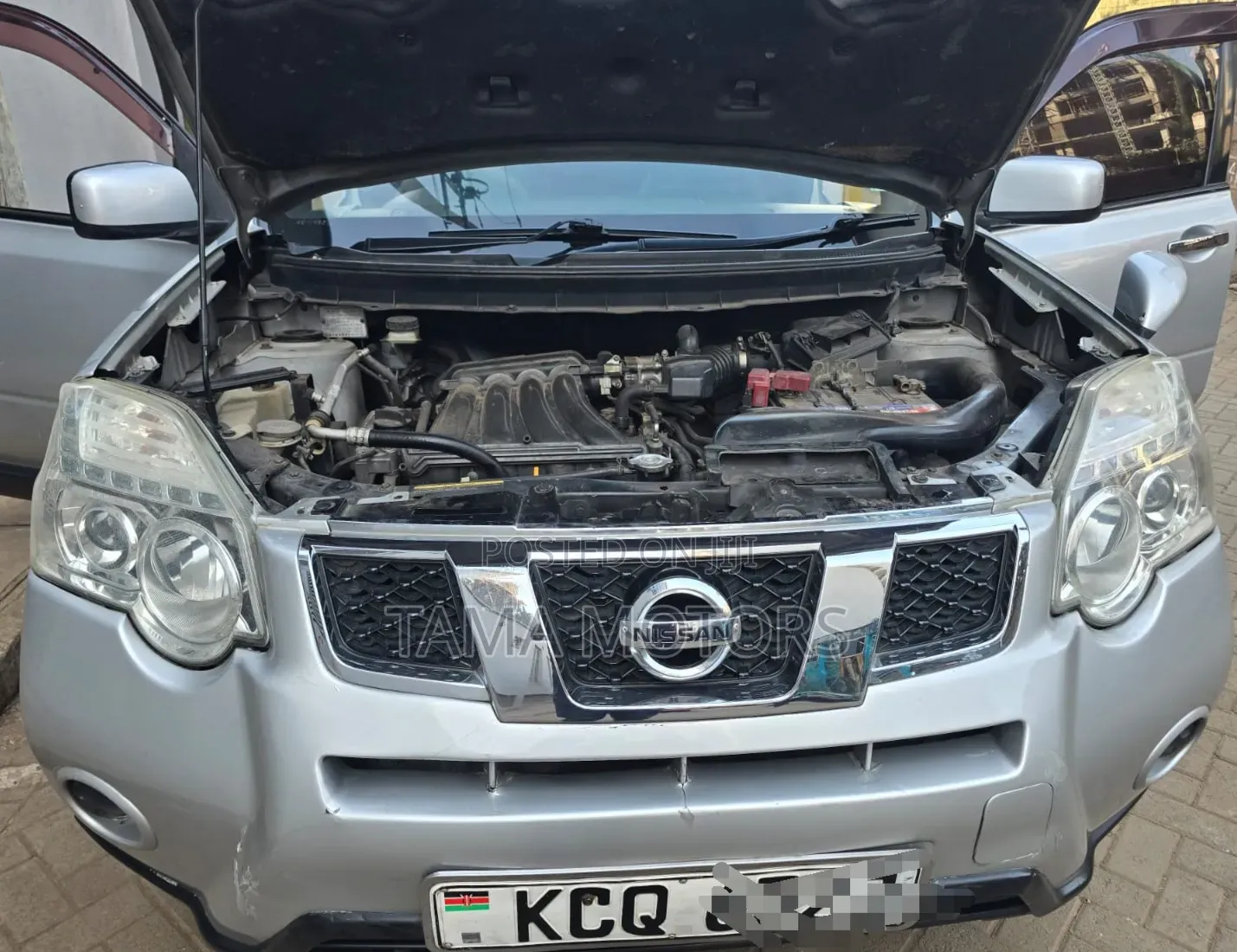 Nissan X-Trail 2010 Silver