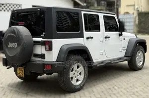 Jeep Wrangler Sport 4x4 2016 White