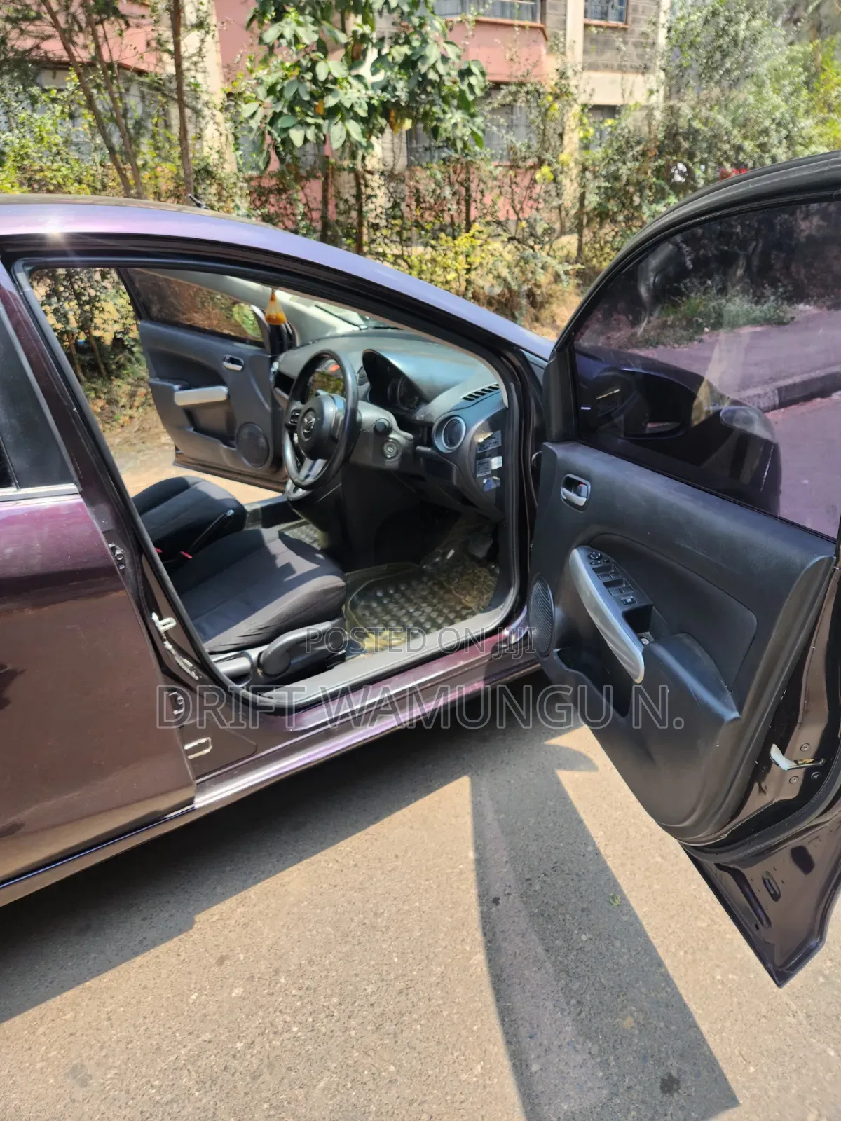 Mazda Demio 2014 Maroon