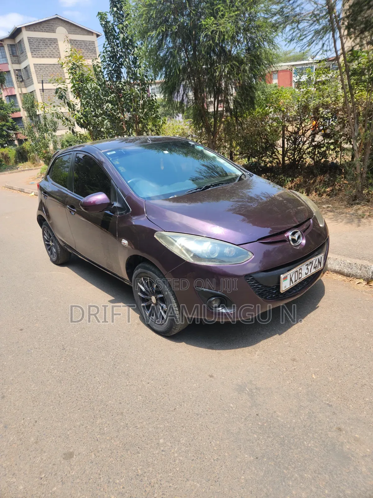 Mazda Demio 2014 Maroon