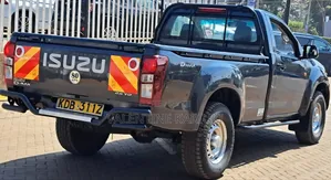 Isuzu D-MAX 2021 Gray