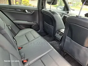Mercedes-Benz C200 2012 Silver