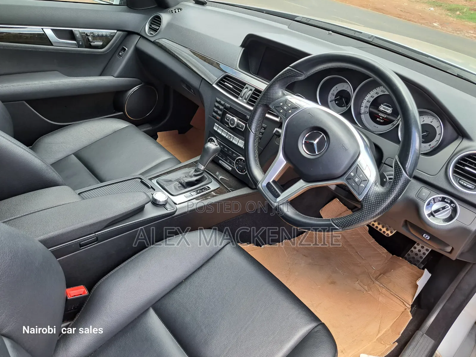 Mercedes-Benz C200 2012 Silver