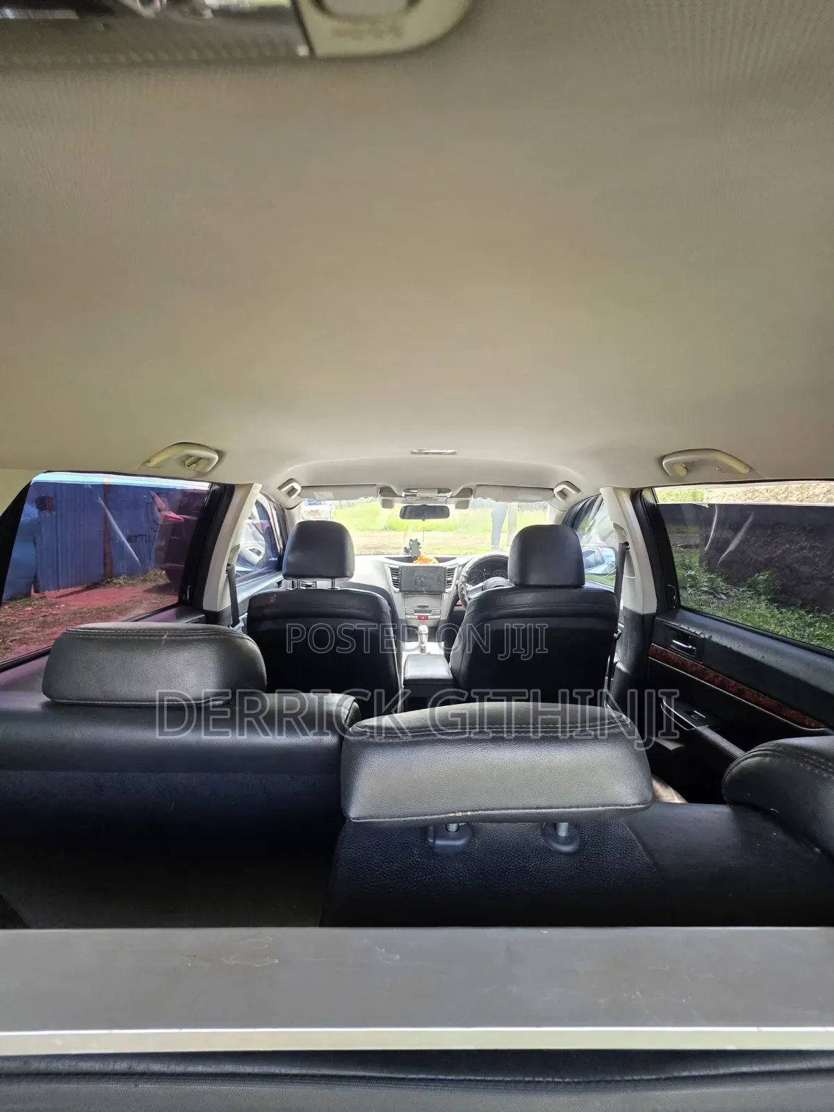 Subaru Legacy 2.5i Premium 2010 White