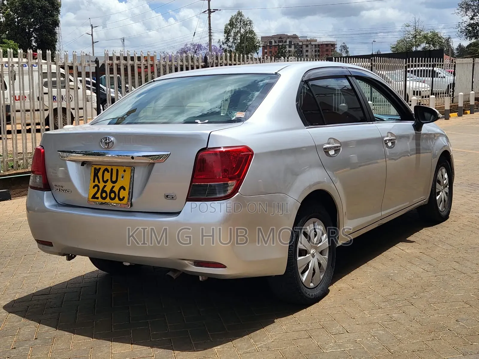 Toyota Axio 1.5 X 2WD 2012 Silver