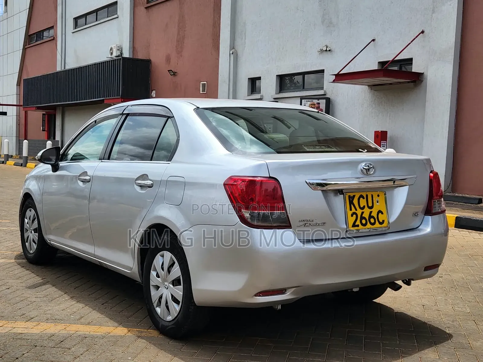 Toyota Axio 1.5 X 2WD 2012 Silver