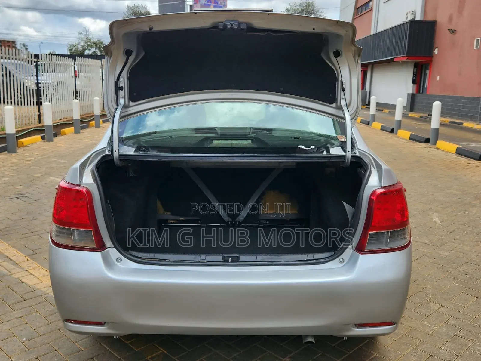 Toyota Axio 1.5 X 2WD 2012 Silver