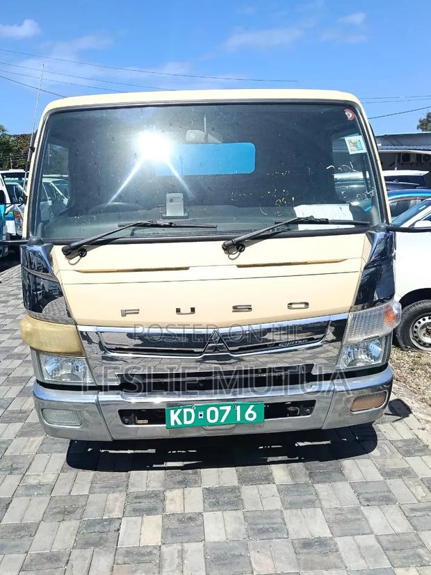 Fuso Water Truck - main view