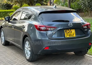 Mazda Axela SV Premium 2014 Gray