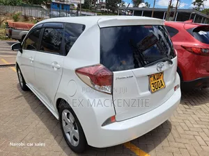 Toyota Ractis 2016 White