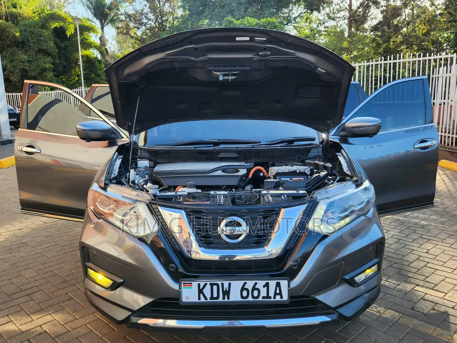 Nissan X-Trail 2.0 Hybrid AWD 2019 Gray