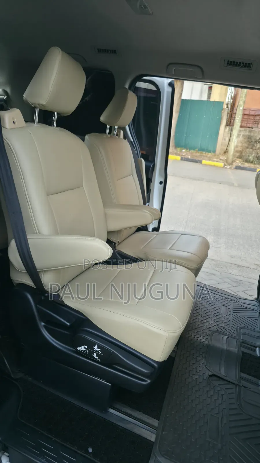 Toyota Noah 2017 White