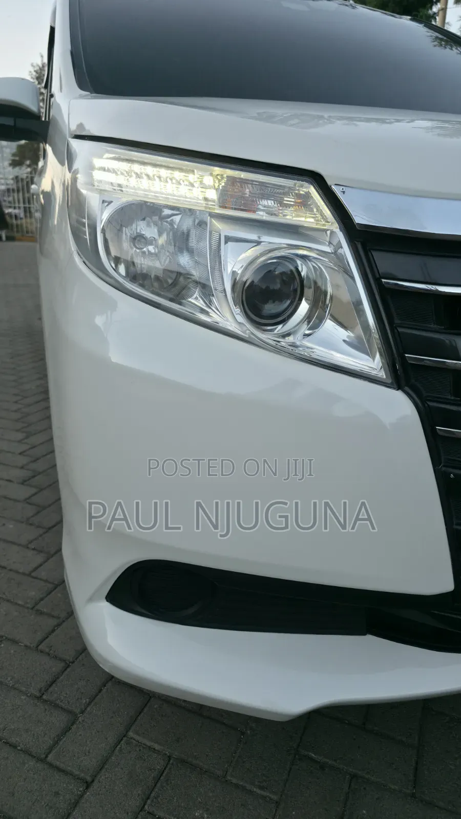 Toyota Noah 2017 White