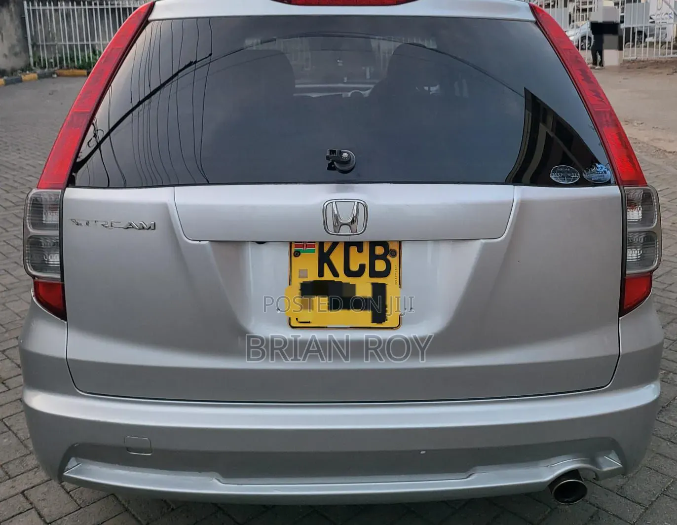 Honda Stream 1.7i LS 2010 Silver