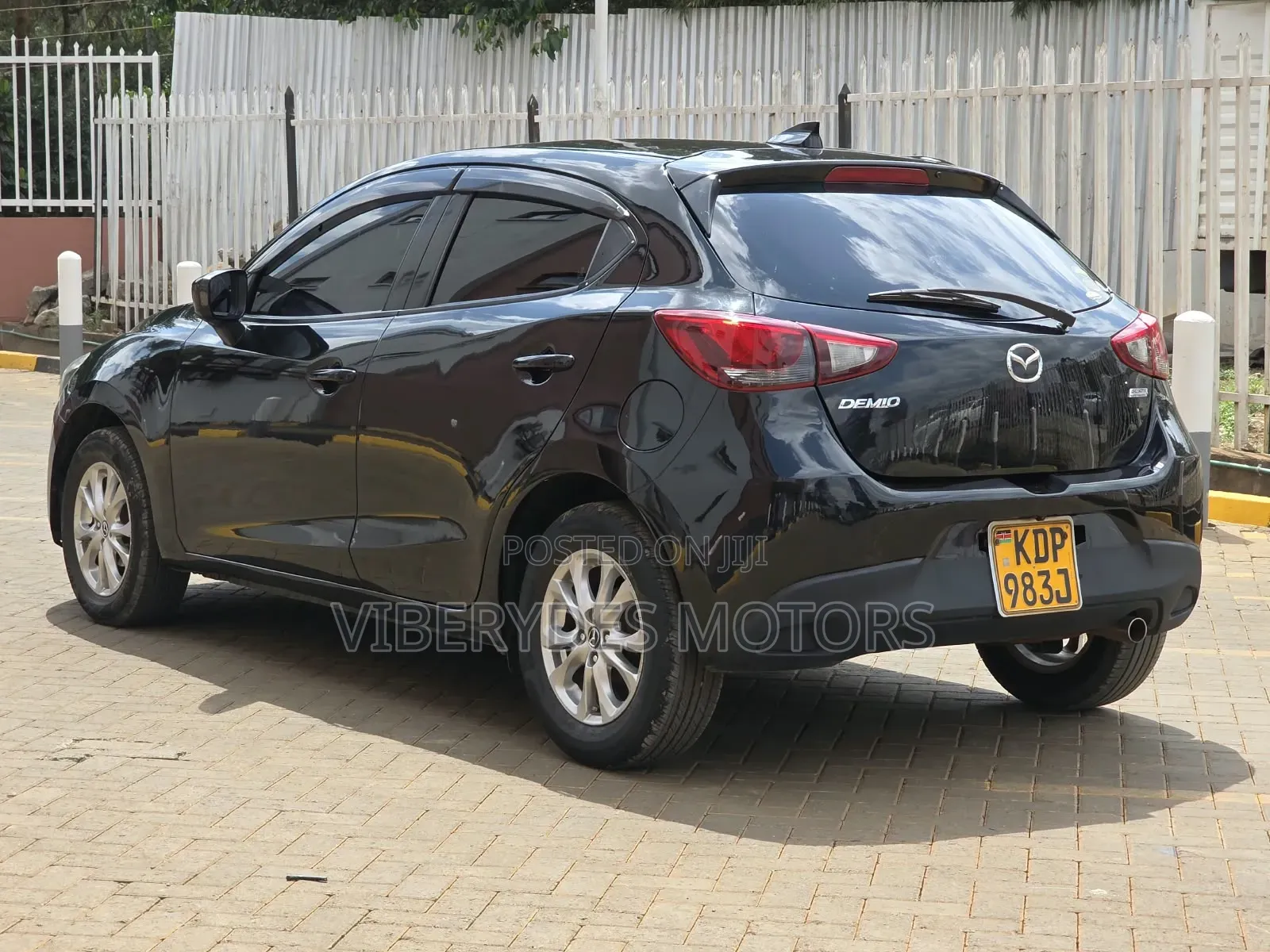 Mazda Demio 2017 Burgundy