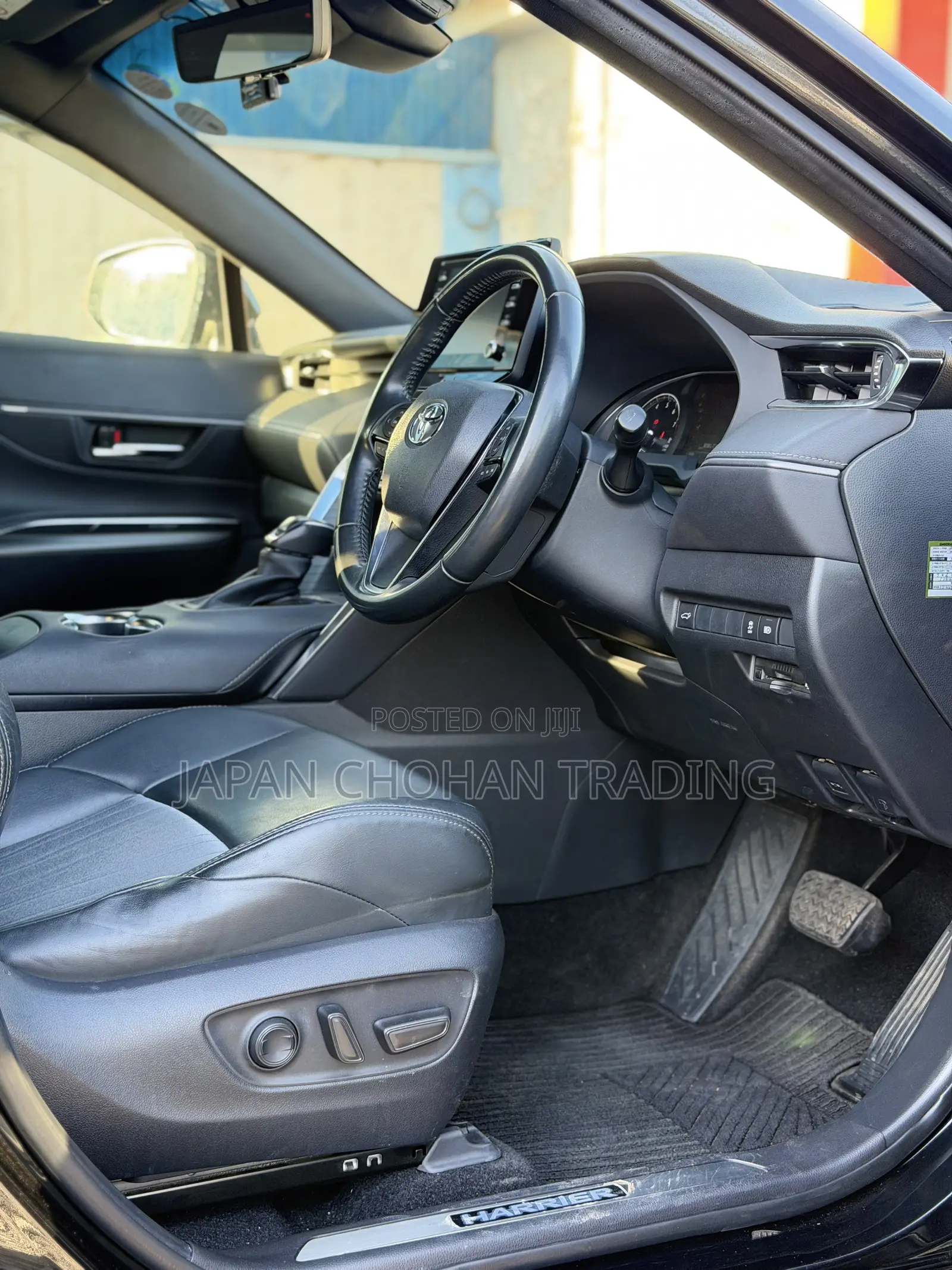 Toyota Harrier 2.0 4WD 2020 Black