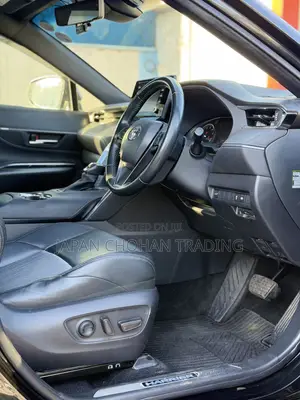 Toyota Harrier 2.0 4WD 2020 Black