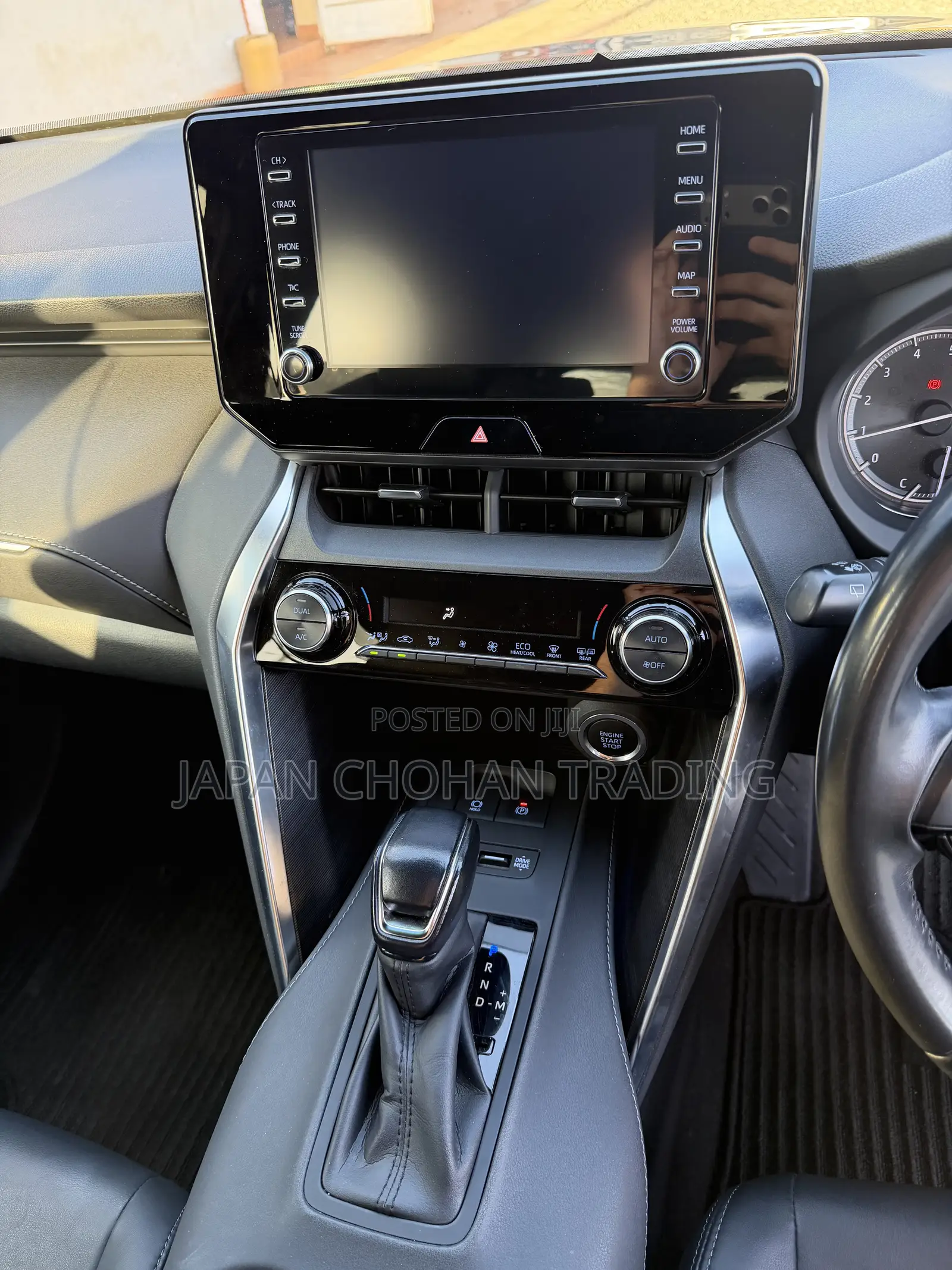 Toyota Harrier 2.0 4WD 2020 Black