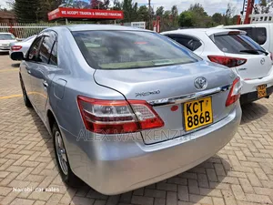 Toyota Premio 2012 Silver