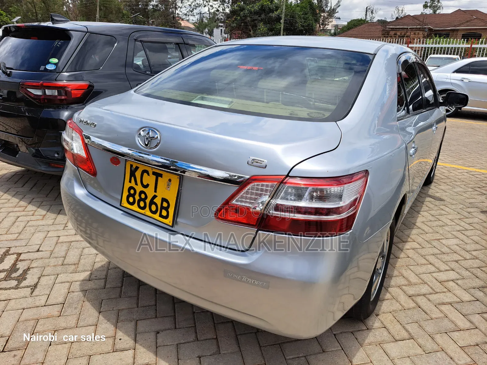 Toyota Premio 2012 Silver