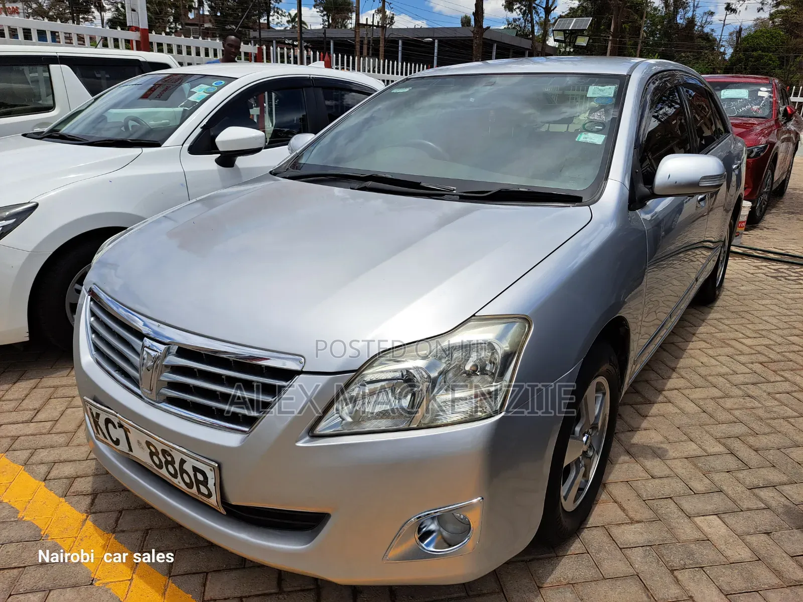 Toyota Premio 2012 Silver