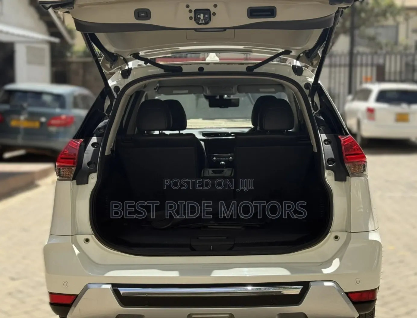 Nissan X-Trail 2.0 Petrol AWD 2017 White