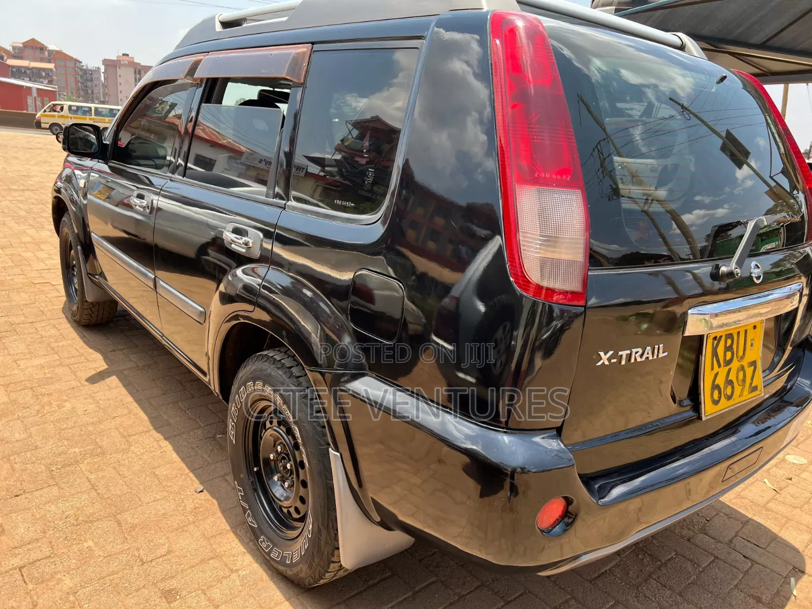 Nissan X-Trail 2006 Black
