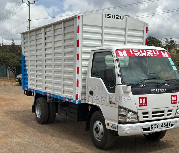 Isuzu NKR Local - thumbnail 2