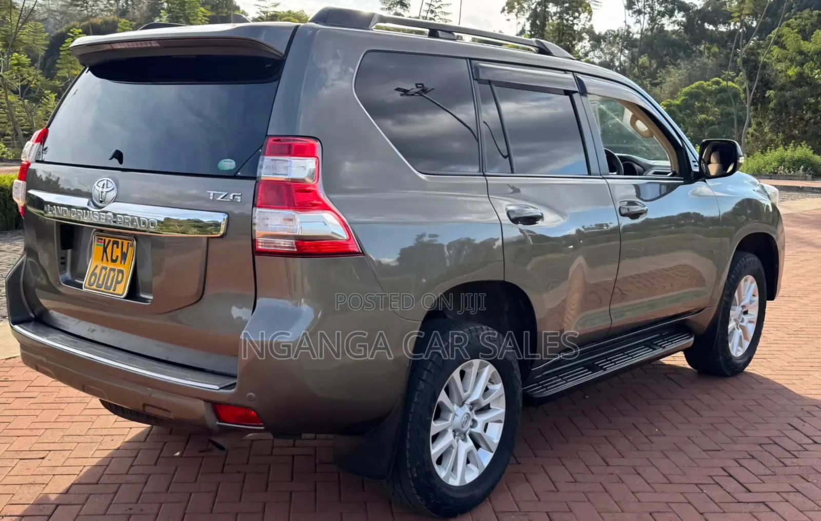 Toyota Land Cruiser Prado 2015 Gray